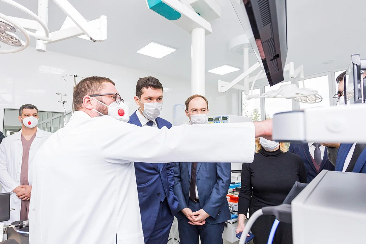 Благодаря новому оборудованию в больнице на Летней стали доступны артроскопические операции федерального уровня