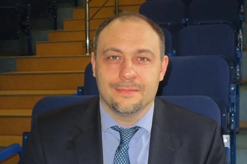 Победителем конкурса на замещение вакантной должности главного врача областной больницы стал Роман Висков Победителем конкурса на замещение вакантной должности главного врача областной больницы стал Роман Висков