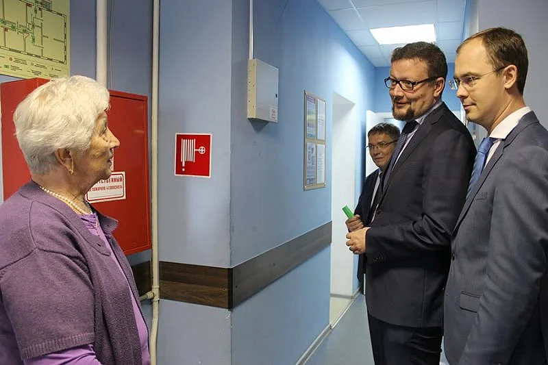 В центре внимания – учреждения здравоохранения и образования  В центре внимания – учреждения здравоохранения и образования