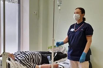 Ежедневно в дневном стационаре на Московском проспекте лечение получают порядка пятидесяти пациентов