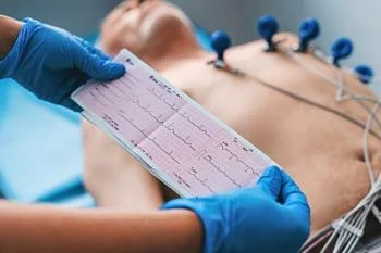 Электрокардиография: как часто ее нужно делать