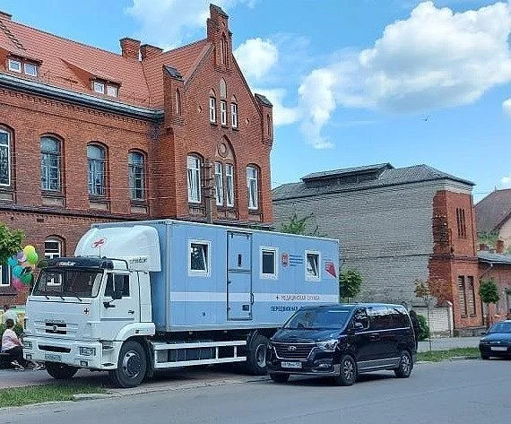 Врачи детской областной больницы осмотрели в Озерске более двухсот маленьких пациентов Врачи детской областной больницы осмотрели в Озерске более двухсот маленьких пациентов