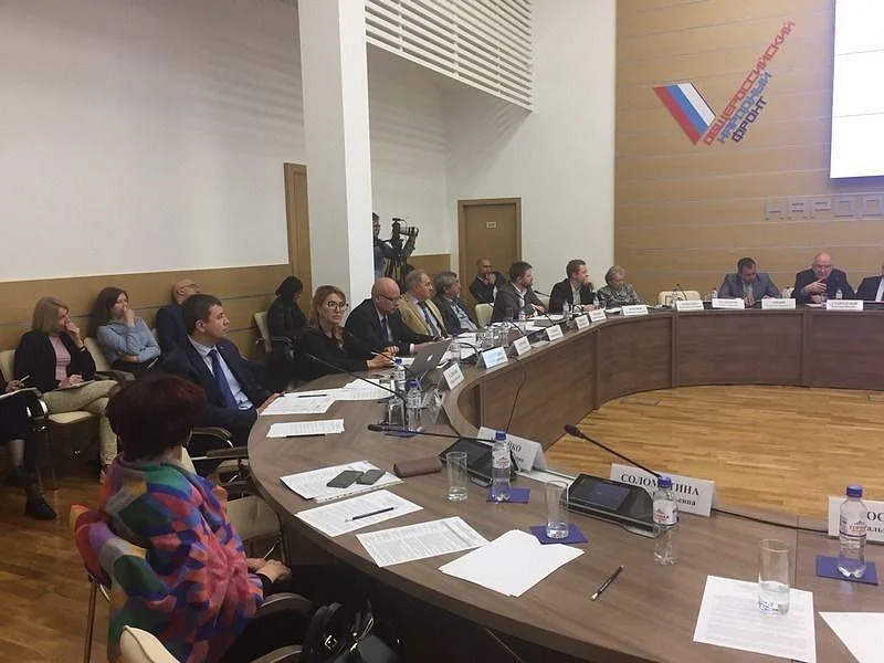 Комплексный подход к решению кадрового вопроса в региональной медицине оценен как очень перспективный Комплексный подход к решению кадрового вопроса в региональной медицине оценен как очень перспективный