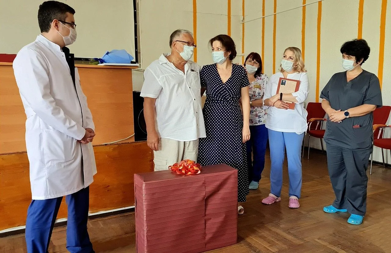 В Центральной городской клинической больнице чествовали одного из лучших хирургов-комбустиологов региона