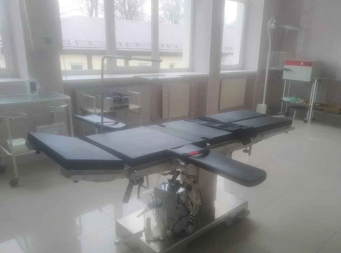 В Правдинской больнице появился новый операционный стол В Правдинской больнице появился новый операционный стол