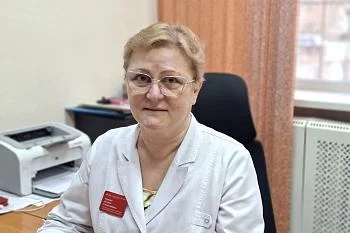 Около сорока лет трудится в поликлинике на Университетской Наталья Чупрова