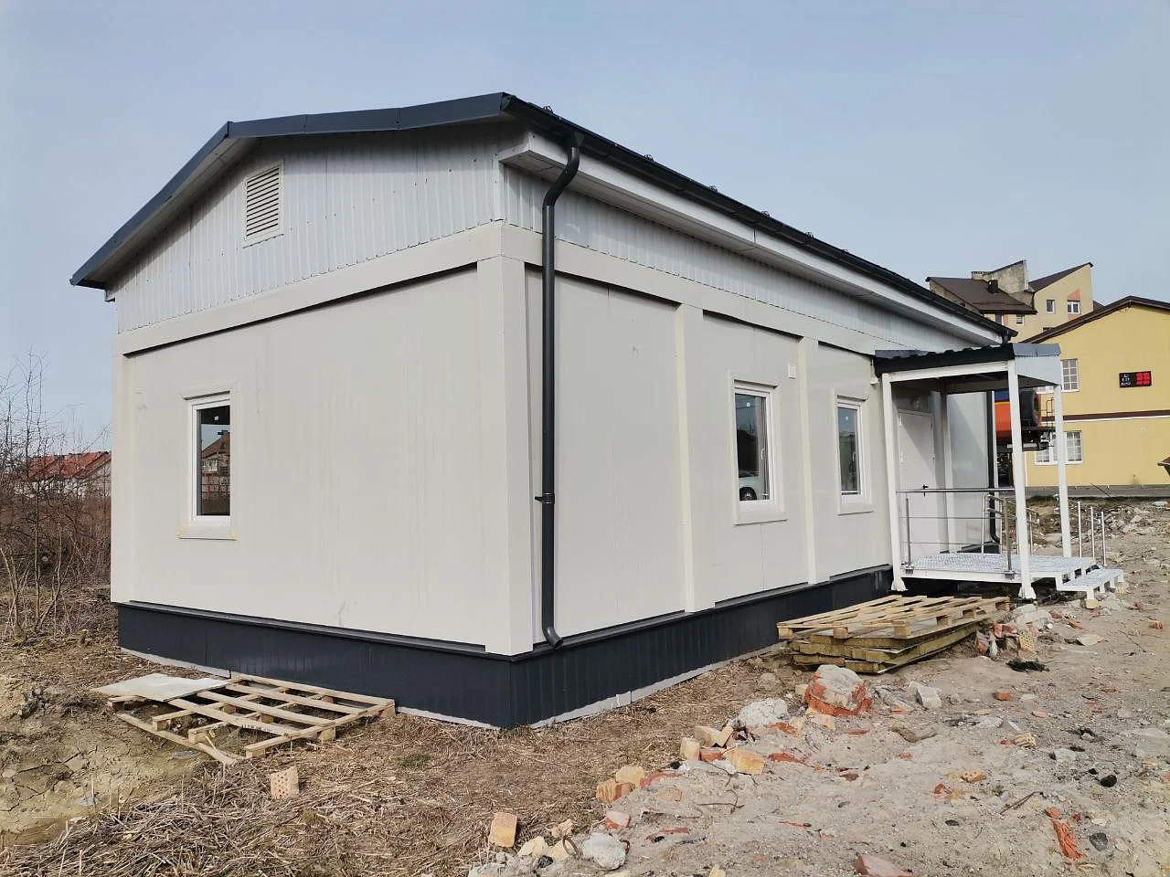 Под Гурьевском завершен монтаж всех девяти новых модульных фельдшерско-акушерских пунктов  Под Гурьевском завершен монтаж всех девяти новых модульных фельдшерско-акушерских пунктов