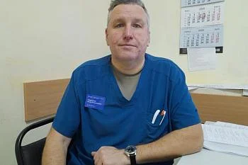 Врач-инфекционист поликлиники на Университетской Игорь Лаврентьев дал рекомендации по профилактике гепатита С