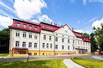 За три года в поликлинике на Горького отмечено около трехсот тысяч посещений