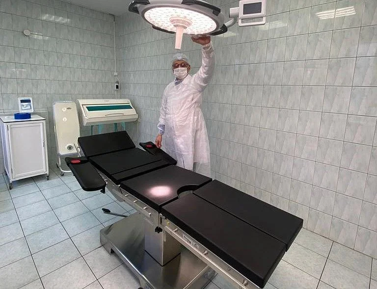 Поликлиника на Университетской получила современный операционный стол Поликлиника на Университетской получила современный операционный стол