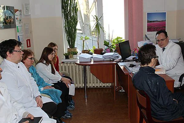 Около ста врачей и фельдшеров региона прошли обучение новым методикам ранней диагностики рака кожи Около ста врачей и фельдшеров региона прошли обучение новым методикам ранней диагностики рака кожи