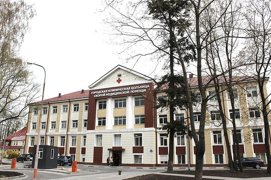 В новом корпусе Больницы скорой медицинской помощи идет монтаж оборудования